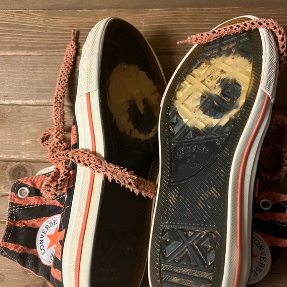 Converse x Dr Woo on the eye on the toe caps and under the clear outsole size 2 - Picture 4 of 9